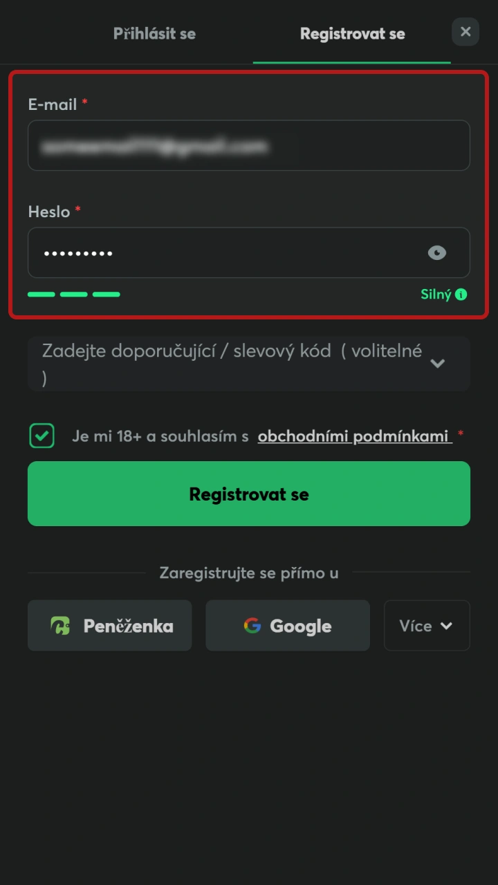Vyplňte požadované údaje v registračním formuláři aplikace BC Game.